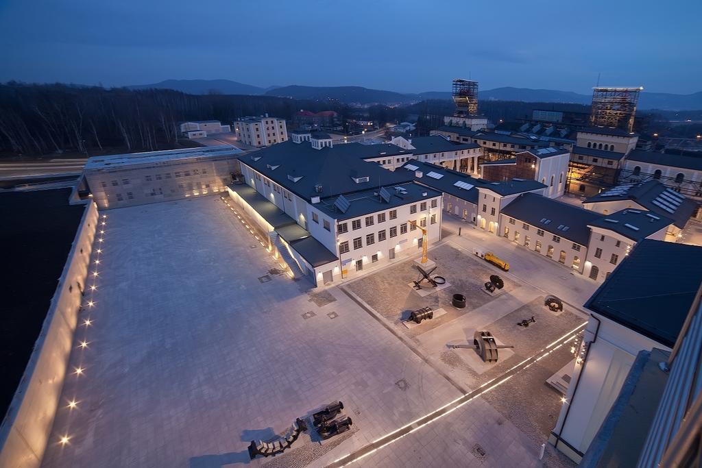 Pokoje Goscinne Stara Kopalnia Wałbrzych Eksteriør bilde